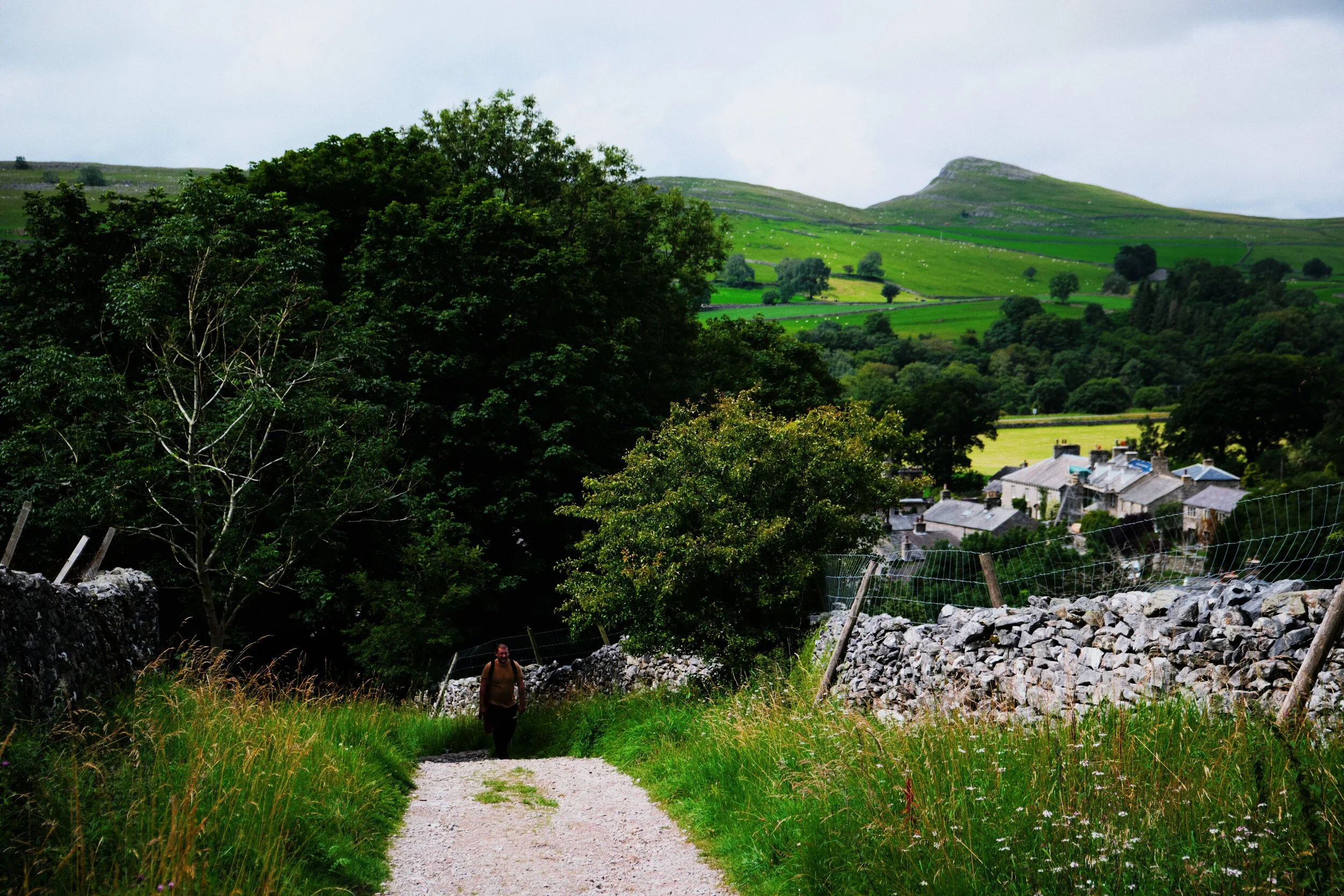 The pull up the Pennine Bridleway from Stainforth begins, where the views quickly open up.