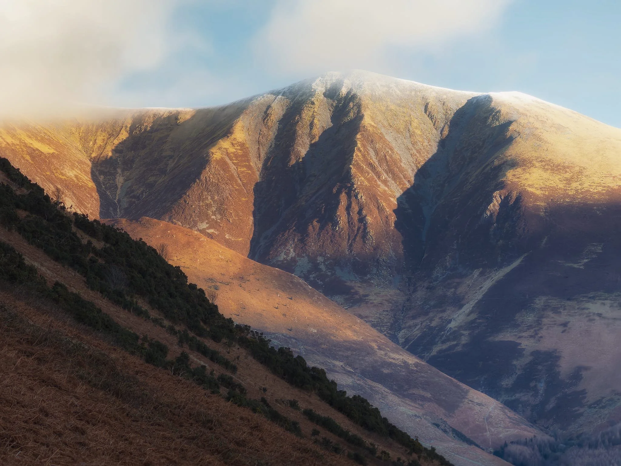  Using the iPhone&rsquo;s 8x zoom to really showcase Skiddaw&rsquo;s fantastic crags.  