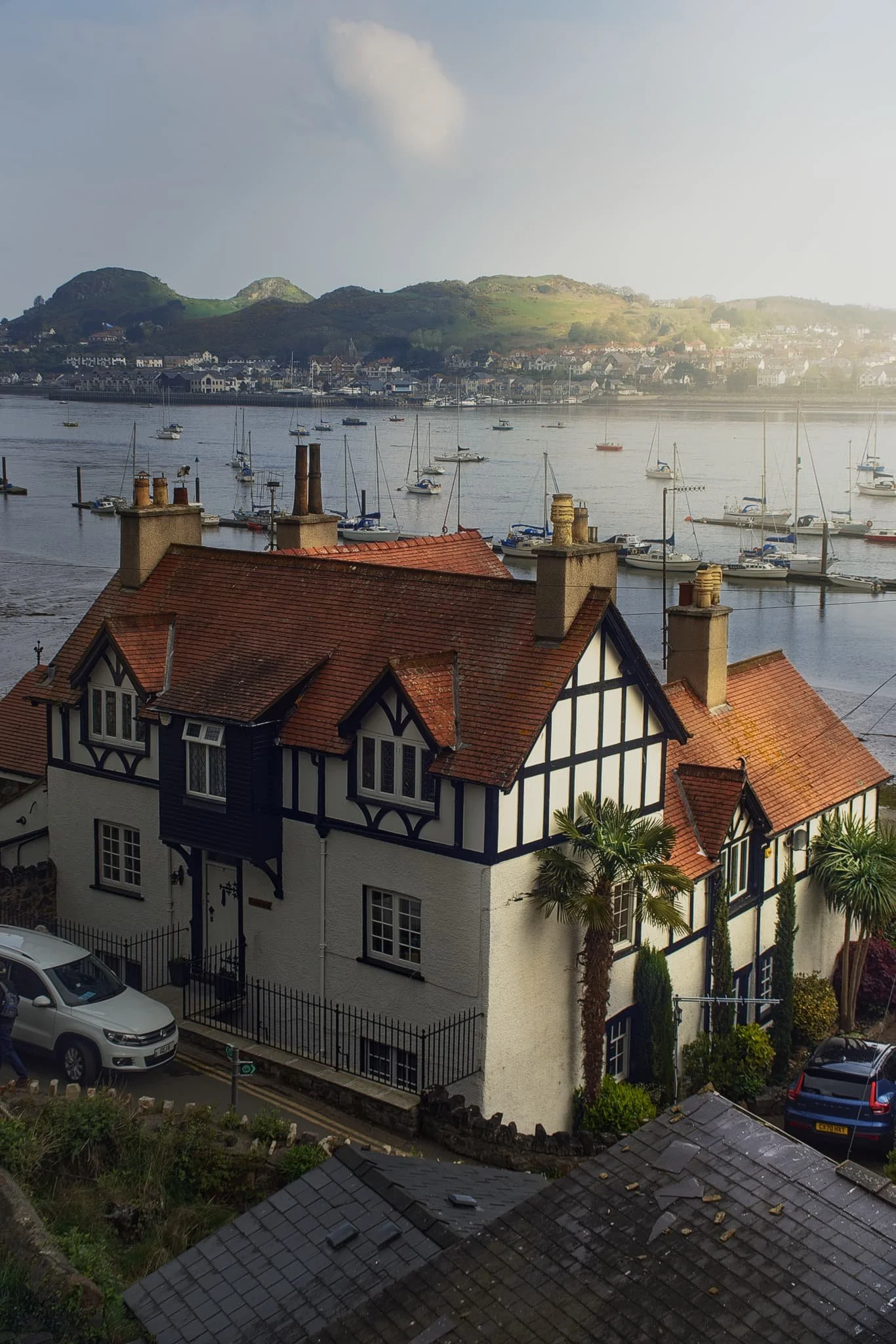  At Lower Gate this beautiful house provided the perfect foreground subject to complement the light show happening across the Deganwy hills. 