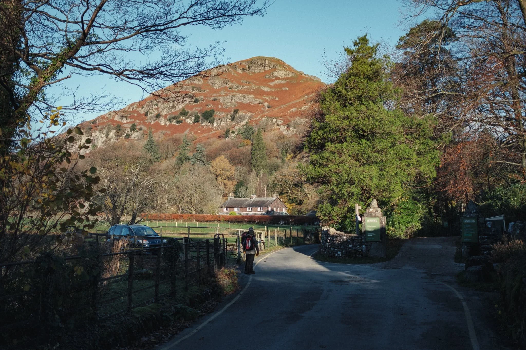  It doesn&rsquo;t take long before a clear view of Helm Crag (405 m/1,329 ft) comes into view. 