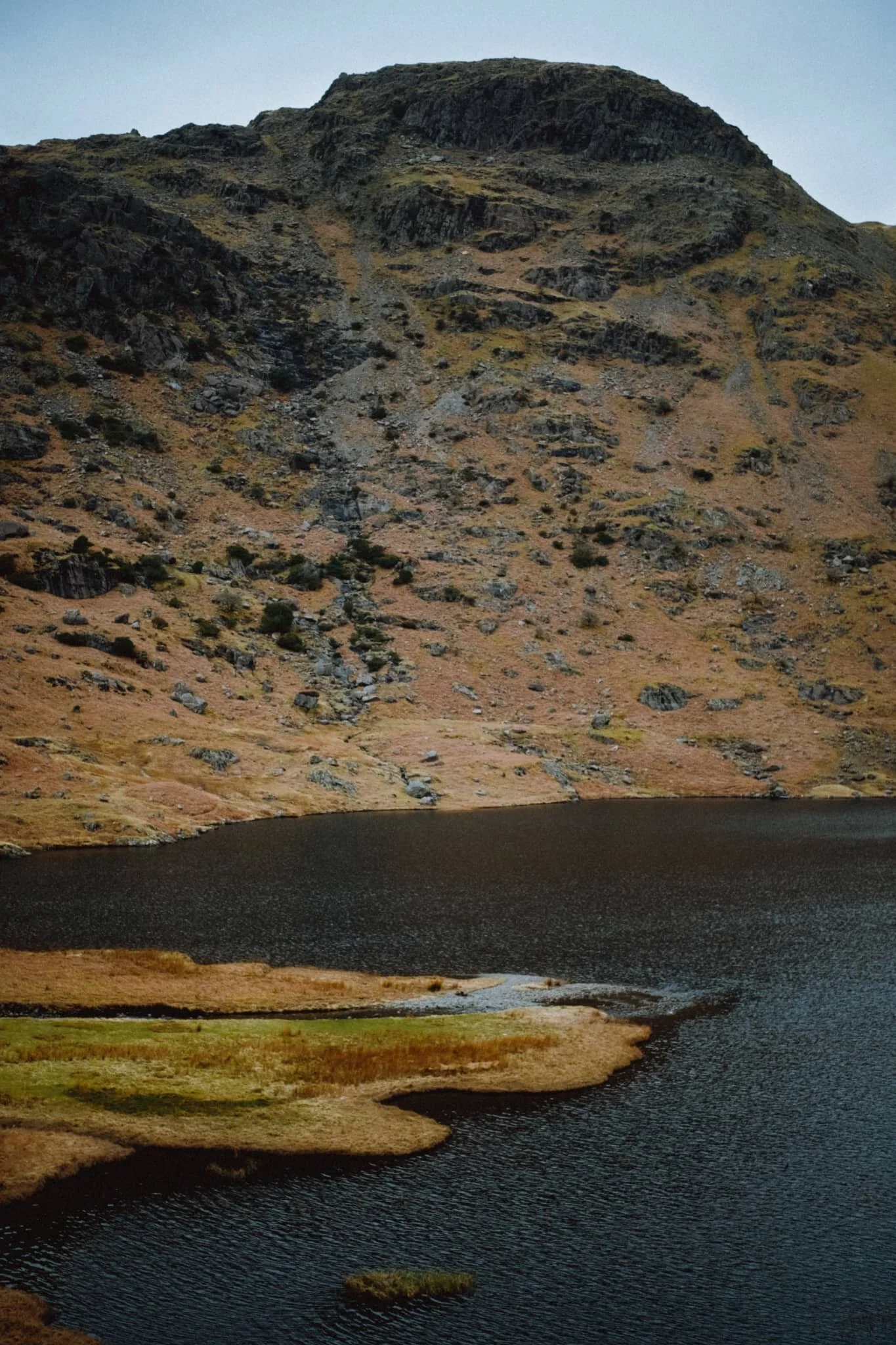 One last look back at the bulky head of Tarn Crag.