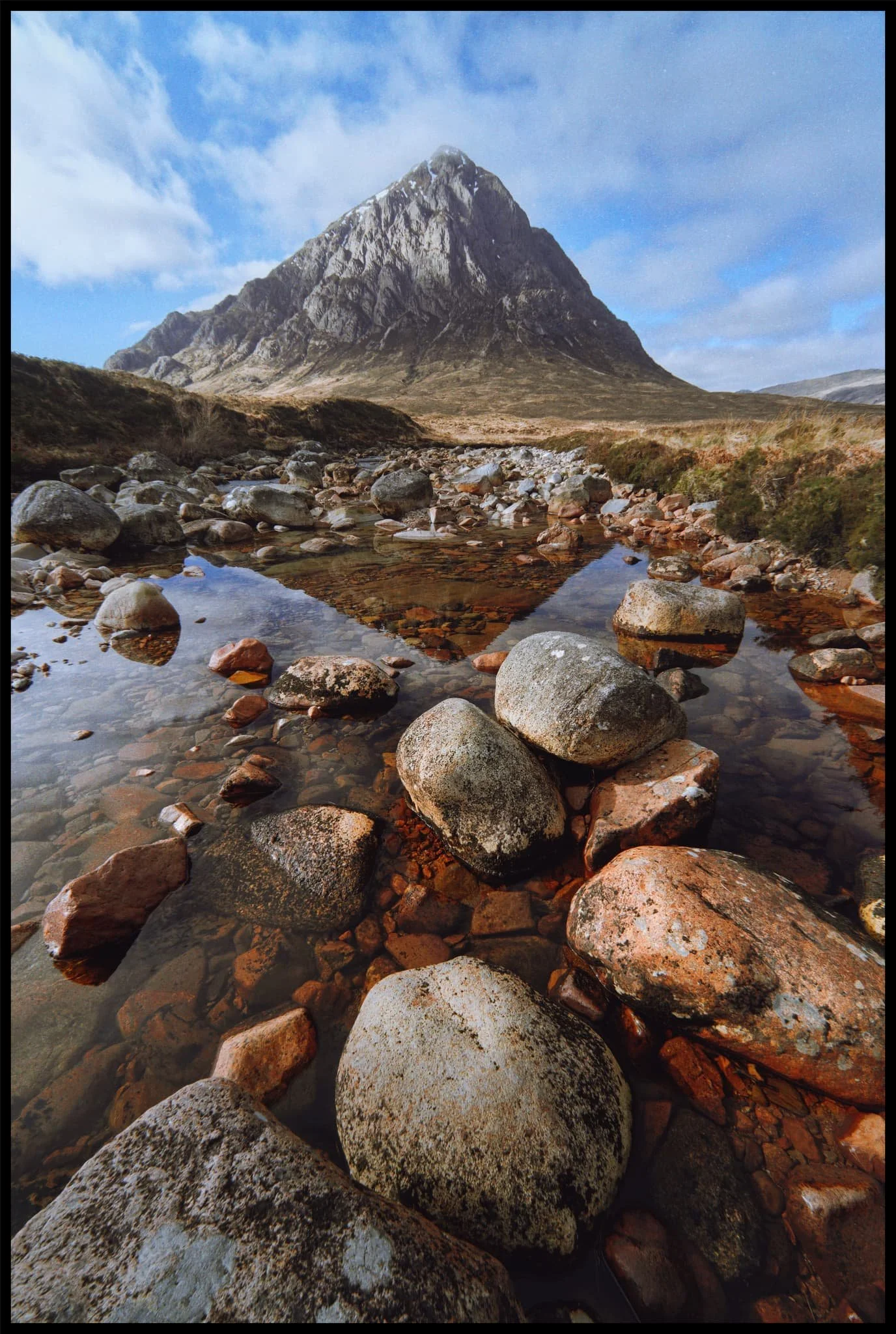  To date, this is perhaps the finest shot of the Buckle I&rsquo;ve ever taken. I knew there had to be a reflection in the river somewhere… 