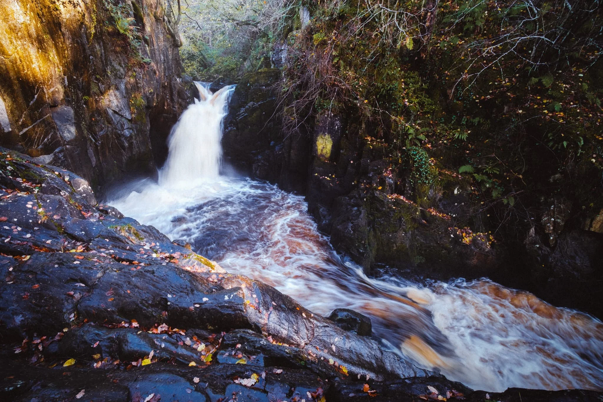  The trail continues to climb and we soon reach our second waterfall, Hollybush Spout. We&rsquo;re starting to get high enough out of the gorge that the sun catching the walls of the gorge. 