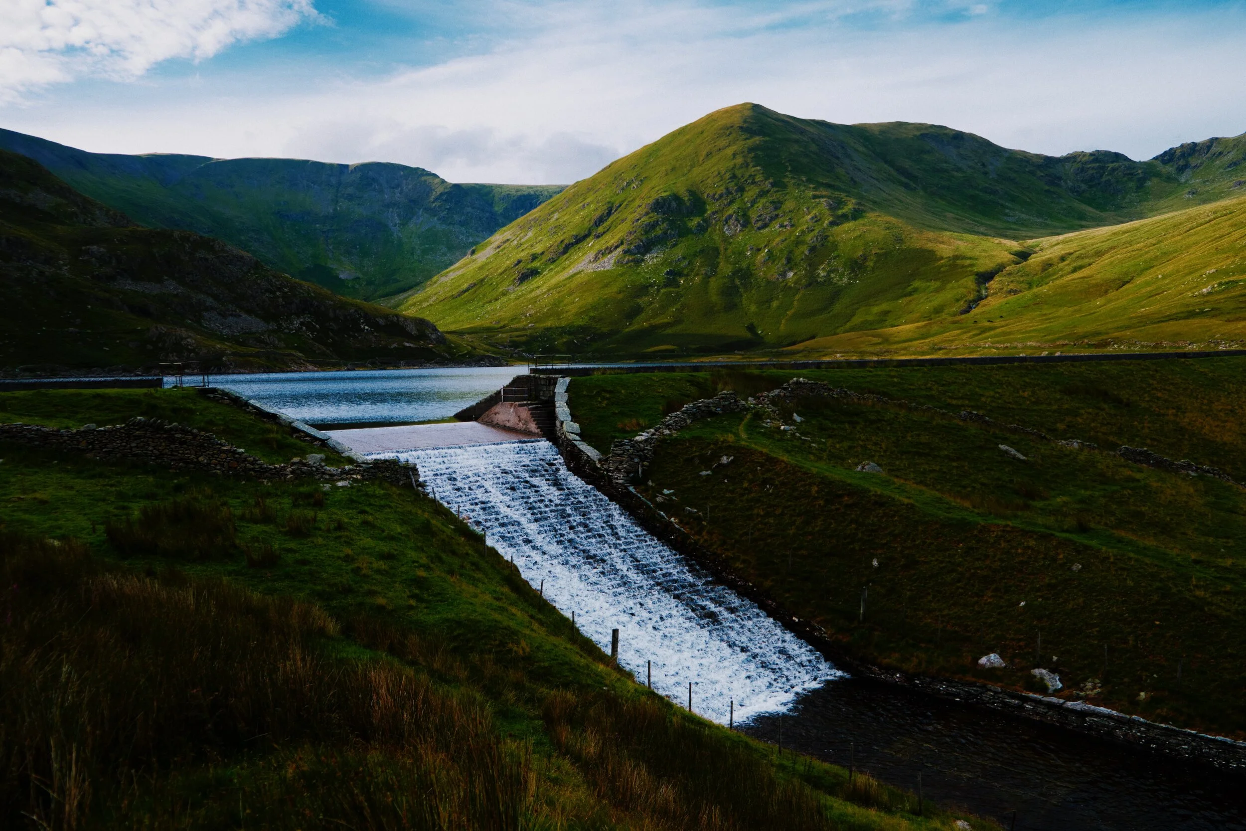 The outflow we crossed, with Lingmell End catching some more golden light.