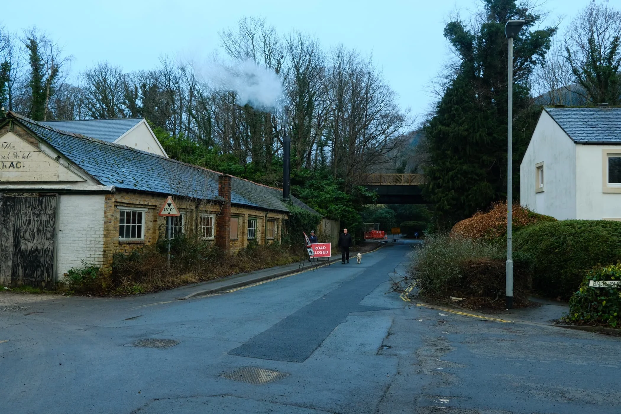  The aforementioned Keswick Hotel Garage. 