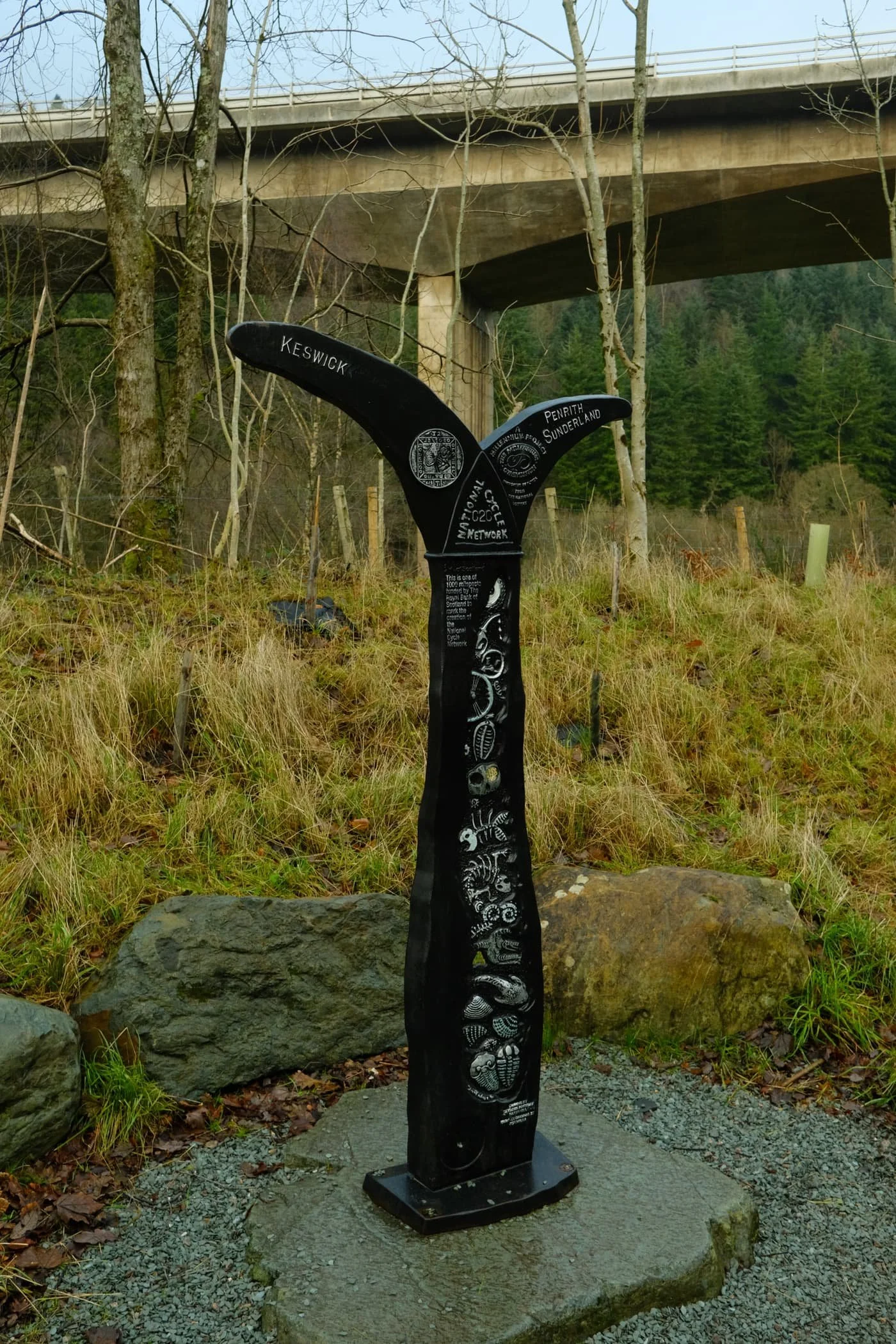  Near the &ldquo;big&rdquo; tunnel there&rsquo;s a little commemorative sculpture, erected to celebrate the National Cycle Route and the Coast to Coast trail. 