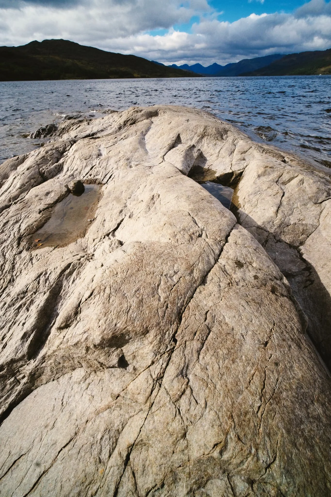  In addition, the loch&rsquo;s water level still hasn&rsquo;t quite recovered from this year&rsquo;s remarkably dry summer. As a result, various wave-sculpted rock formations are still visible above the water. 