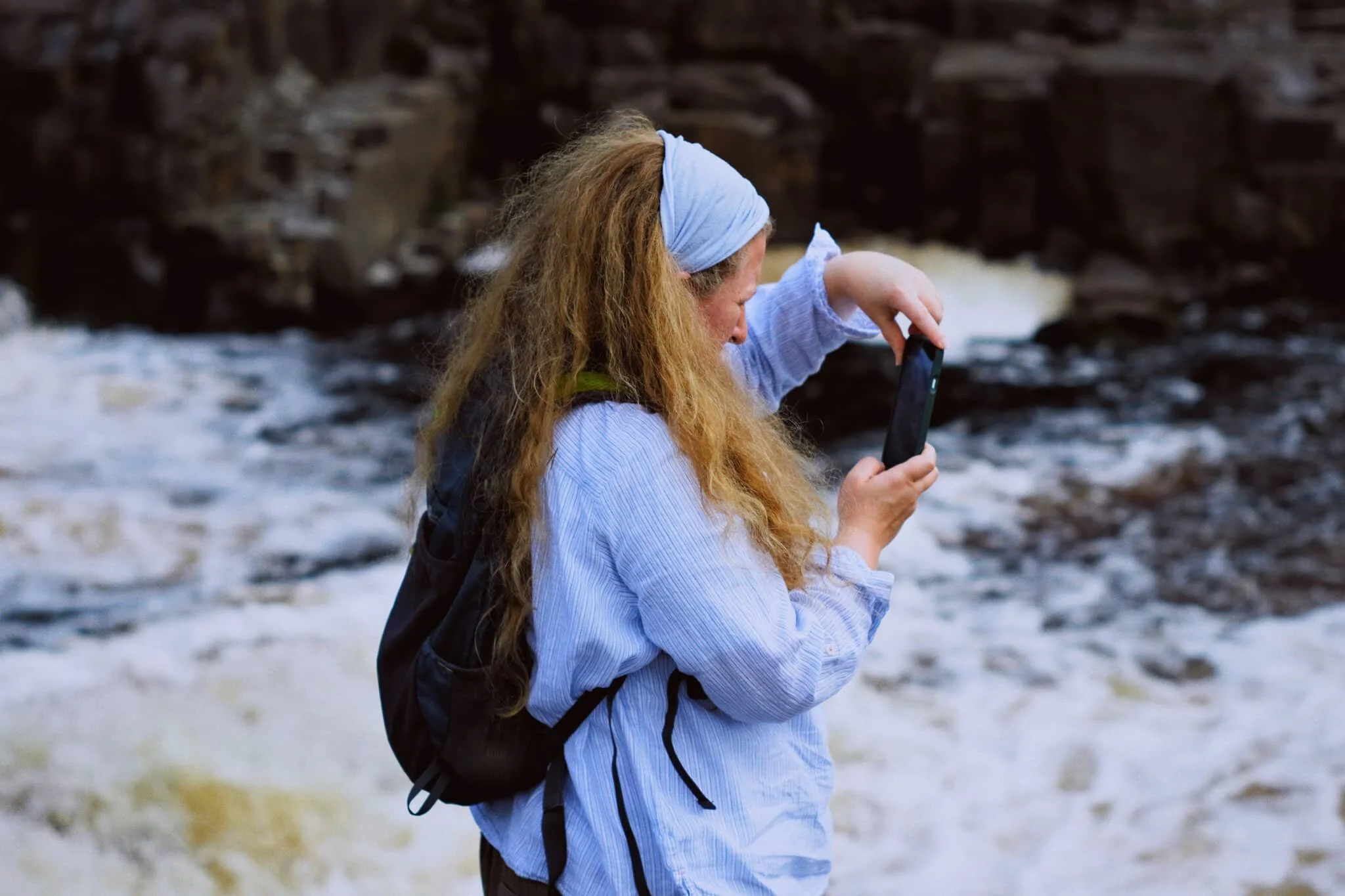 Lisabet doing her best to capture all the splendour around her.