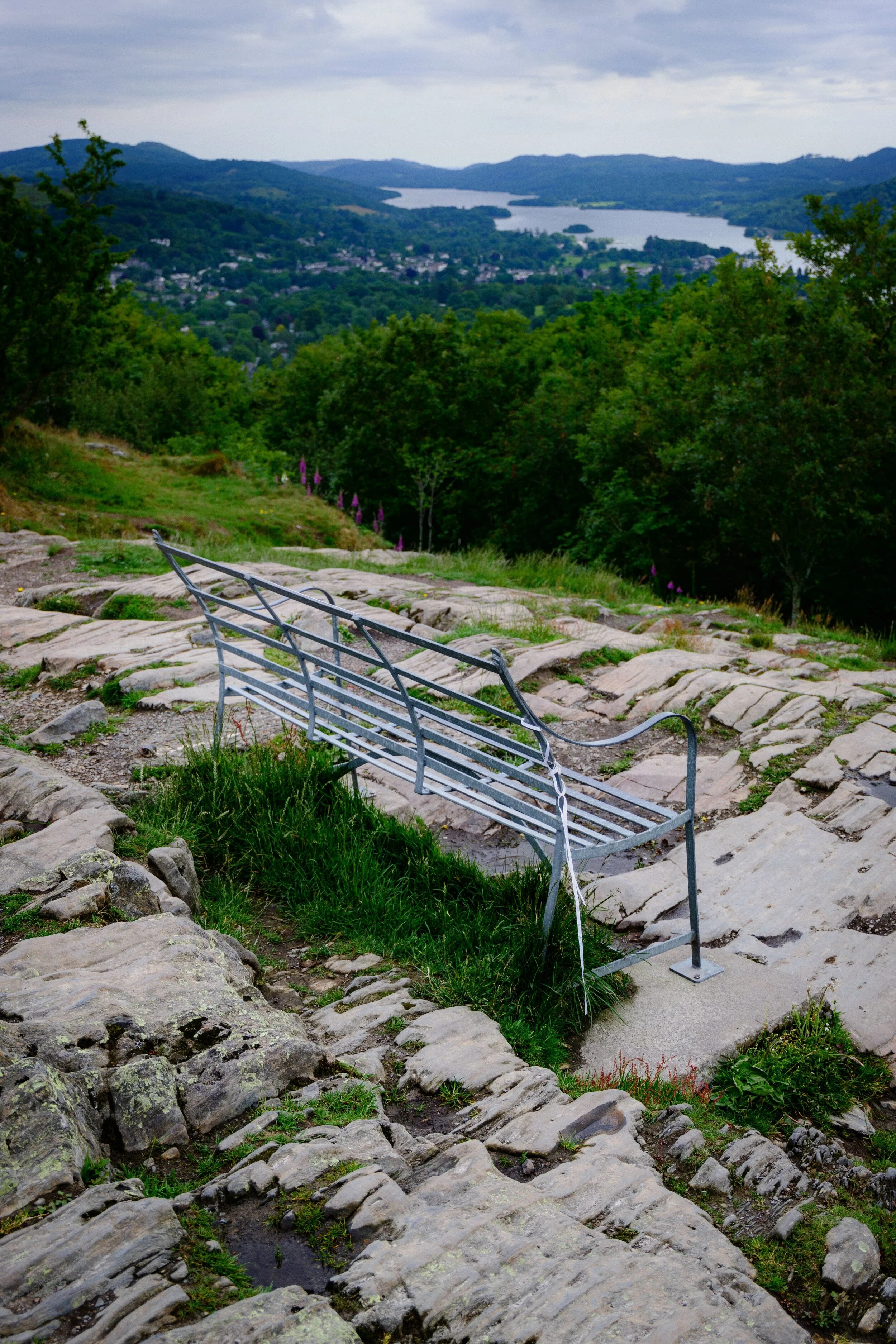 Not a bad spot for a sit down.