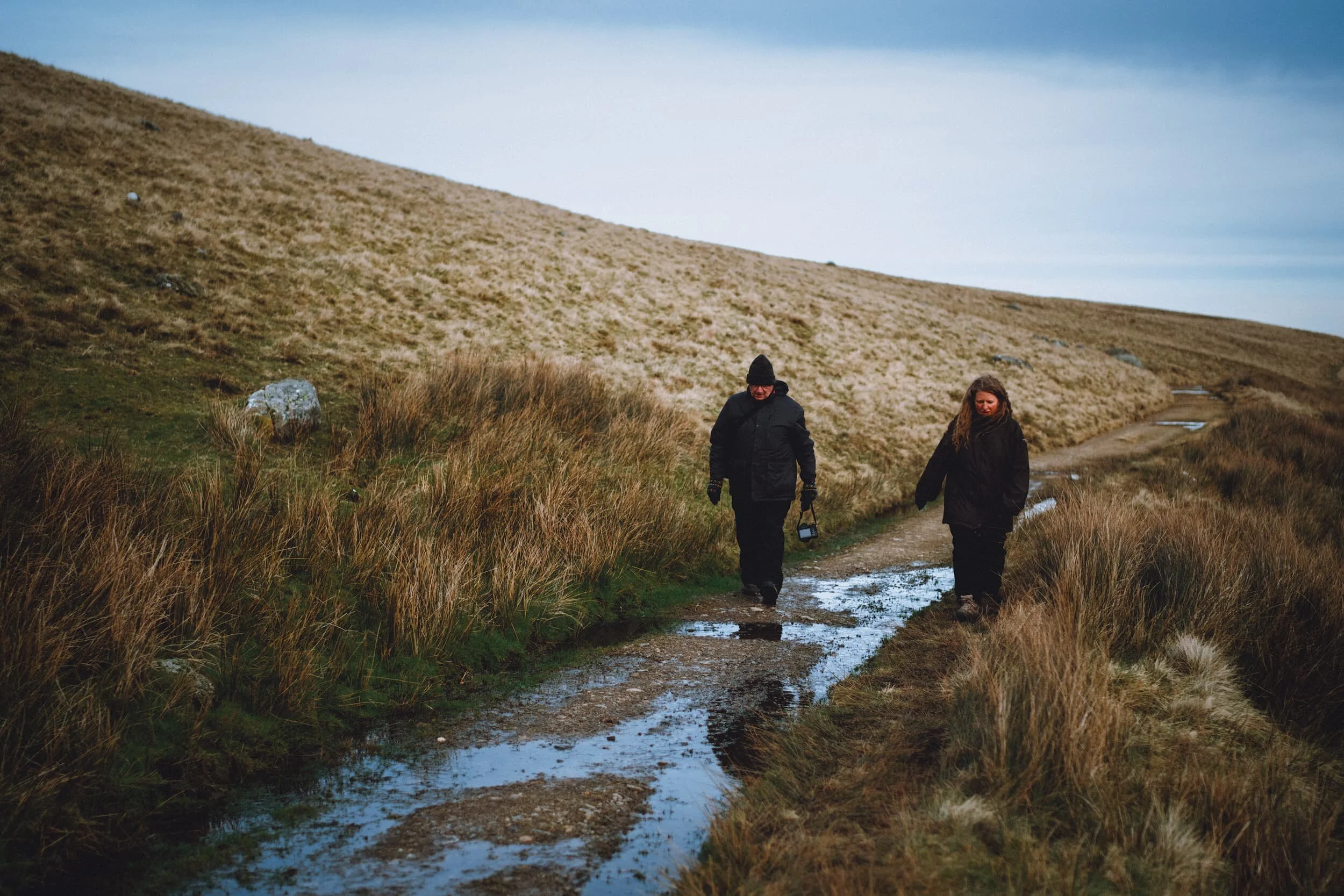 Dad and Lisabet, nattering away, getting whipped by the cold winds.