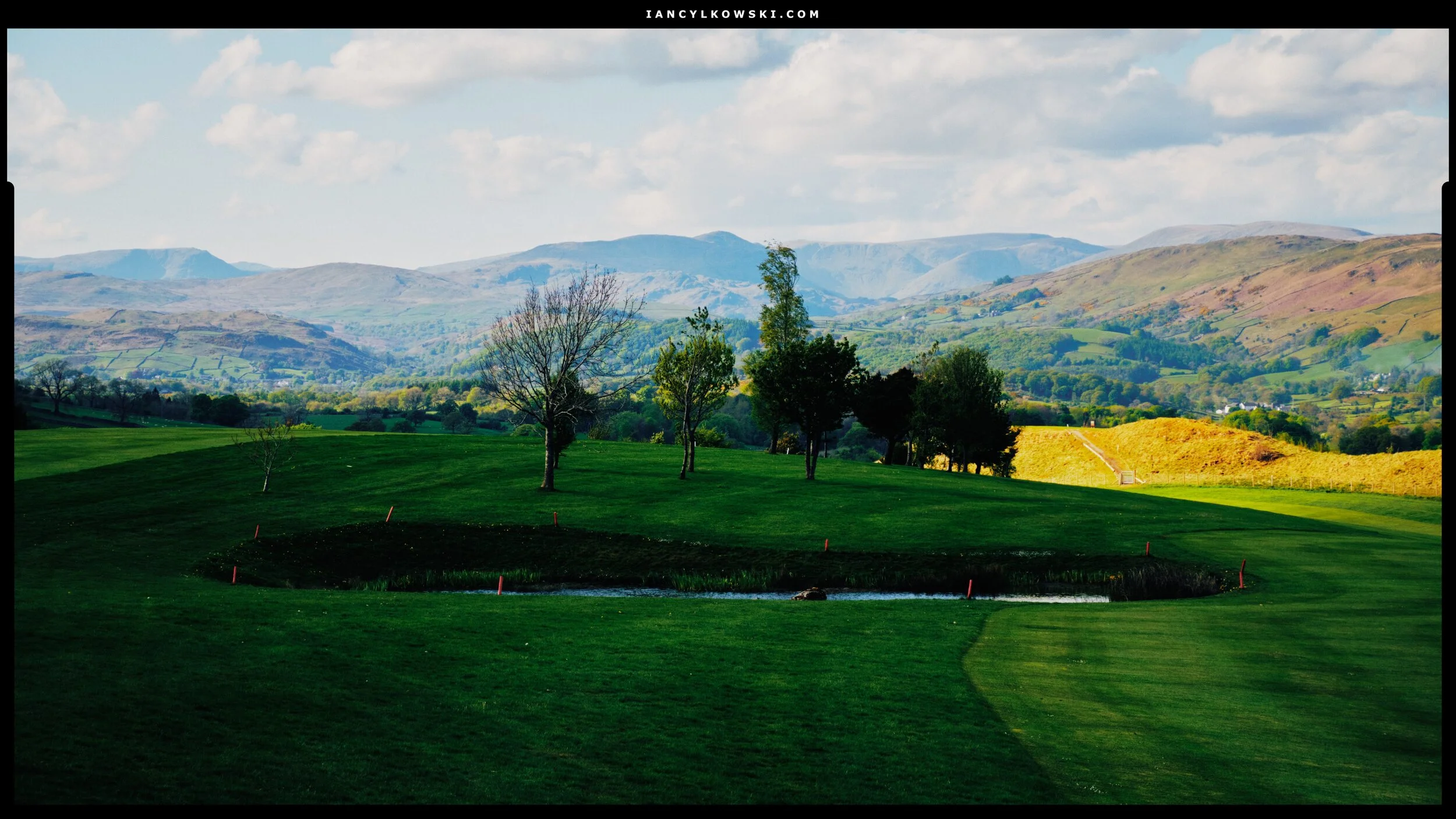  Once you round the shoulder of Helsfell Nab it&rsquo;s further up until you reach Kendal Fell and its golf course. 