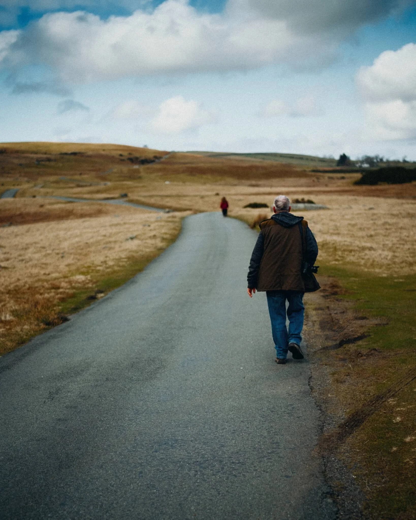  The long back to the car, crossing Mosedale Common and entering Caldbeck Common. Lisabet pulling way ahead, leaving me and Dad flagging behind. She&rsquo;s got a proper good stride on her. 