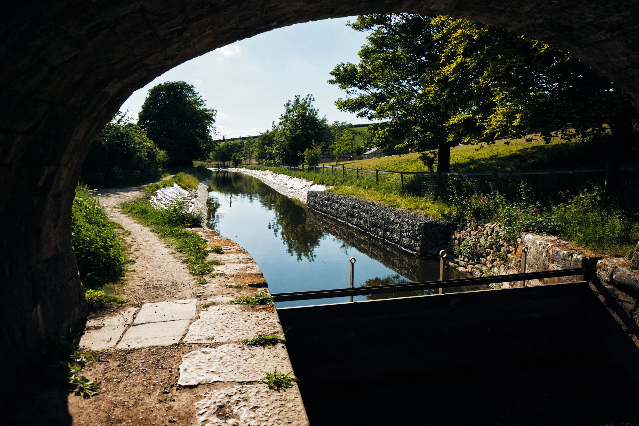 The next stretch of Lancaster Canal from Stainton, which has been relaid with lining and blocks. Not quite filled up yet, and of course it currently remains unconnected.