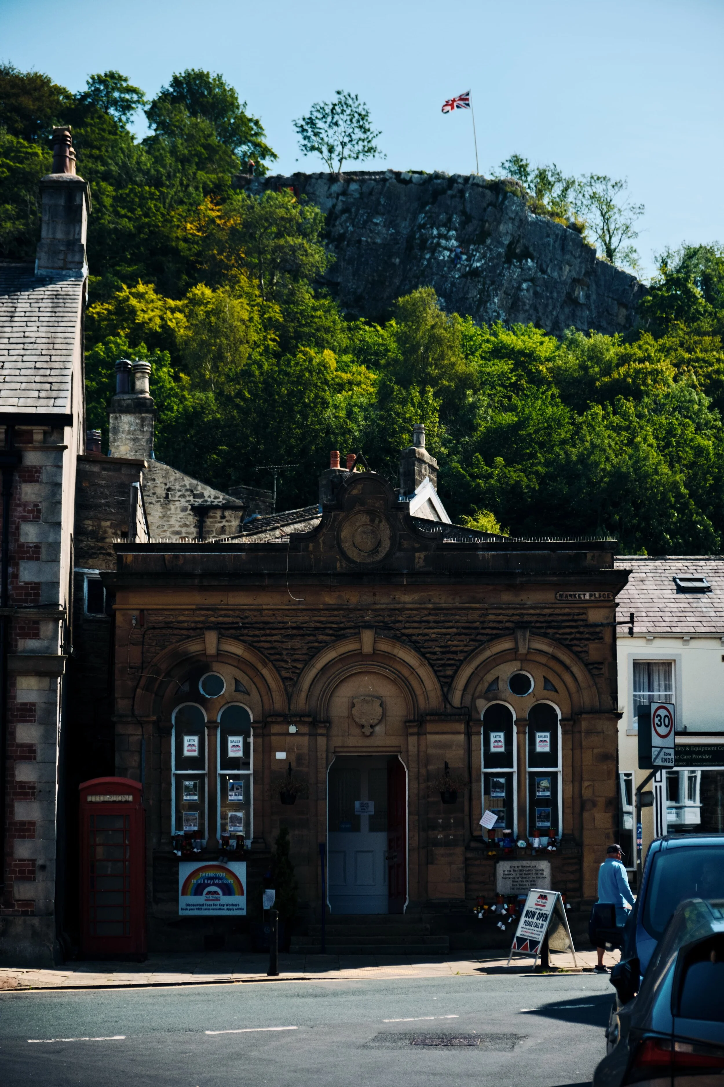 Settle town centre really is a mish-mash of beautiful architecture. 300 ft above is Castlebergh, a limestone crag that’s nearly always home to a Union Jack.