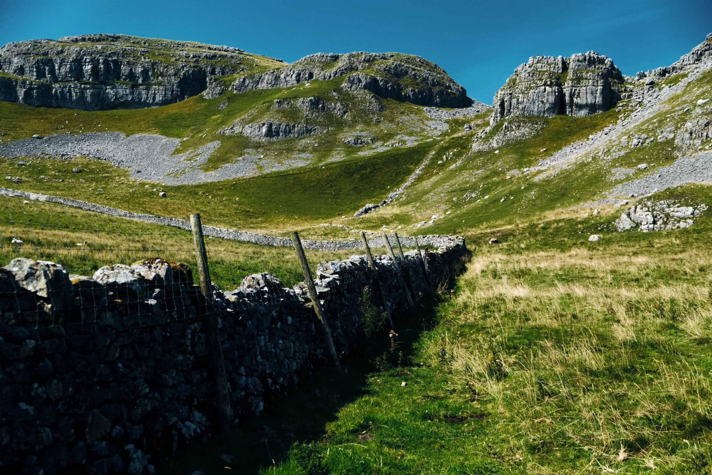 You know me, can’t resist a composition involving a drystone wall. Especially if it involves epic crags like these.