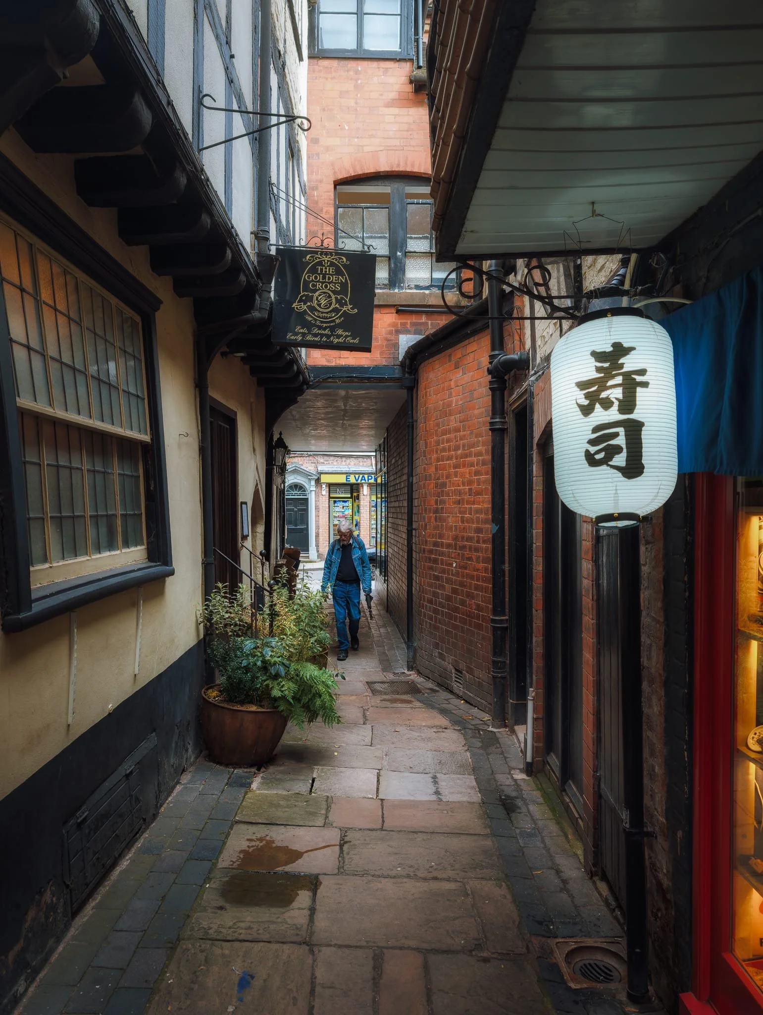 As the rain started to follow, we figured it was time for food. Down another narrow lane, Golden Cross Passage, we find Umai , a Japanese restaurant.