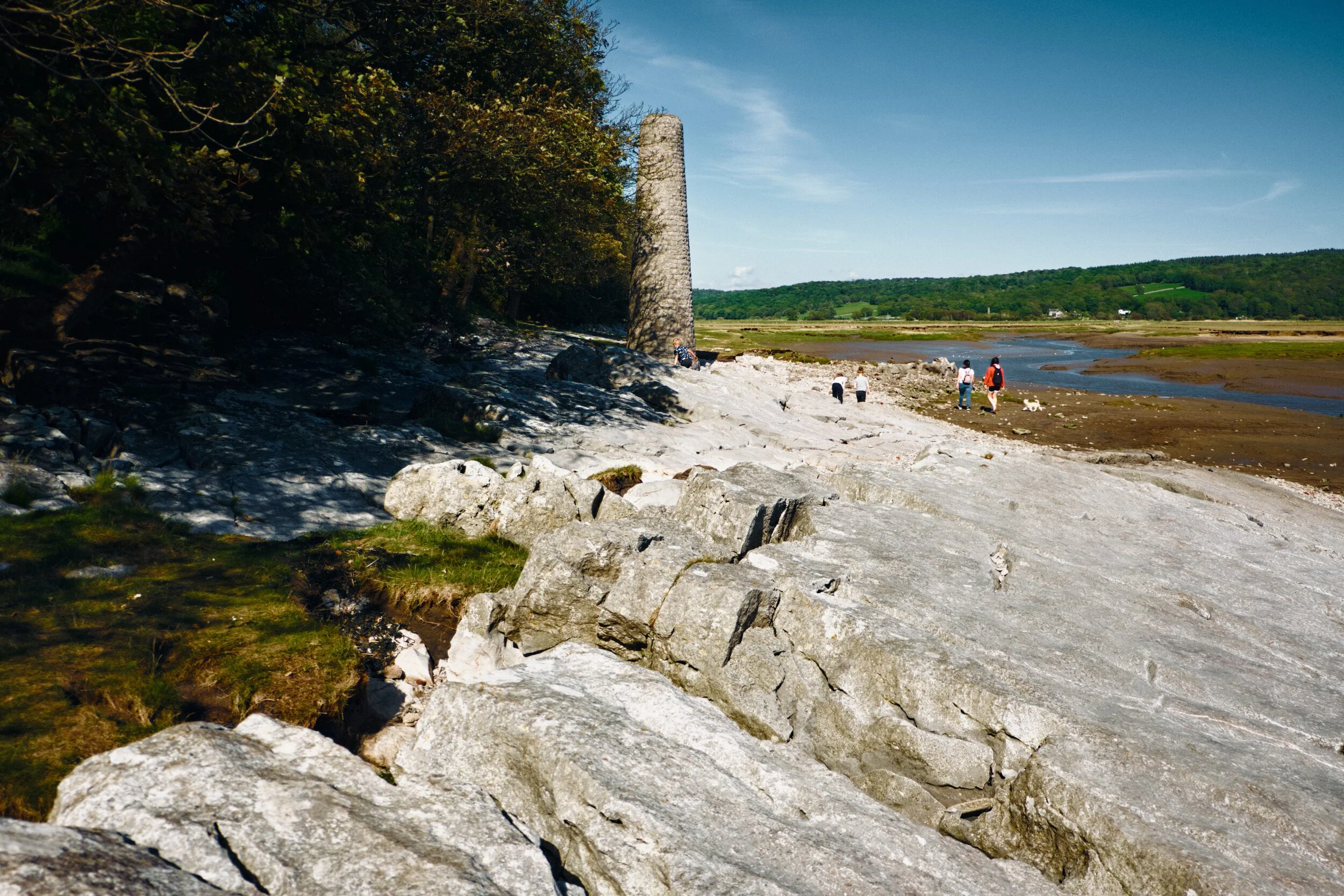 The name of Jenny Brown’s Point is disputed. It was possibly named after a daughter of a local farm, Jennye. Other theories include: Jenny was a lover waiting for her lost sailor to return; a nanny who saved her charges from the tide; a lodging-house keeper, or; a steam engine (or “jenny”) sent to Brown’s Point.