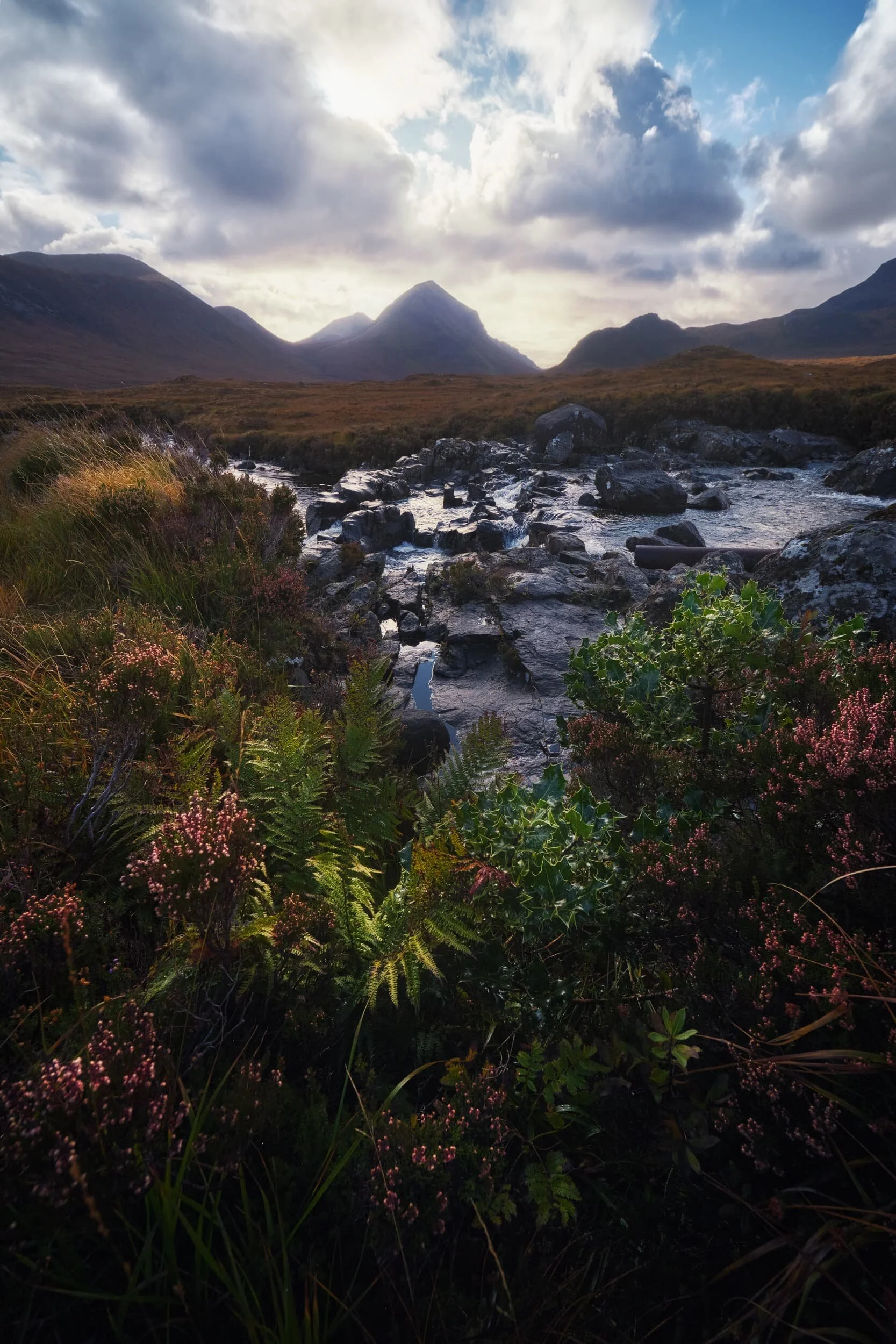 It was good to see there was still some pink heather around the river’s edge, which I included in this composition looking towards Marsco of the Red Cuillins. This is a single exposure, shot for the brightest highlights, which I’ve then had to recover in post.