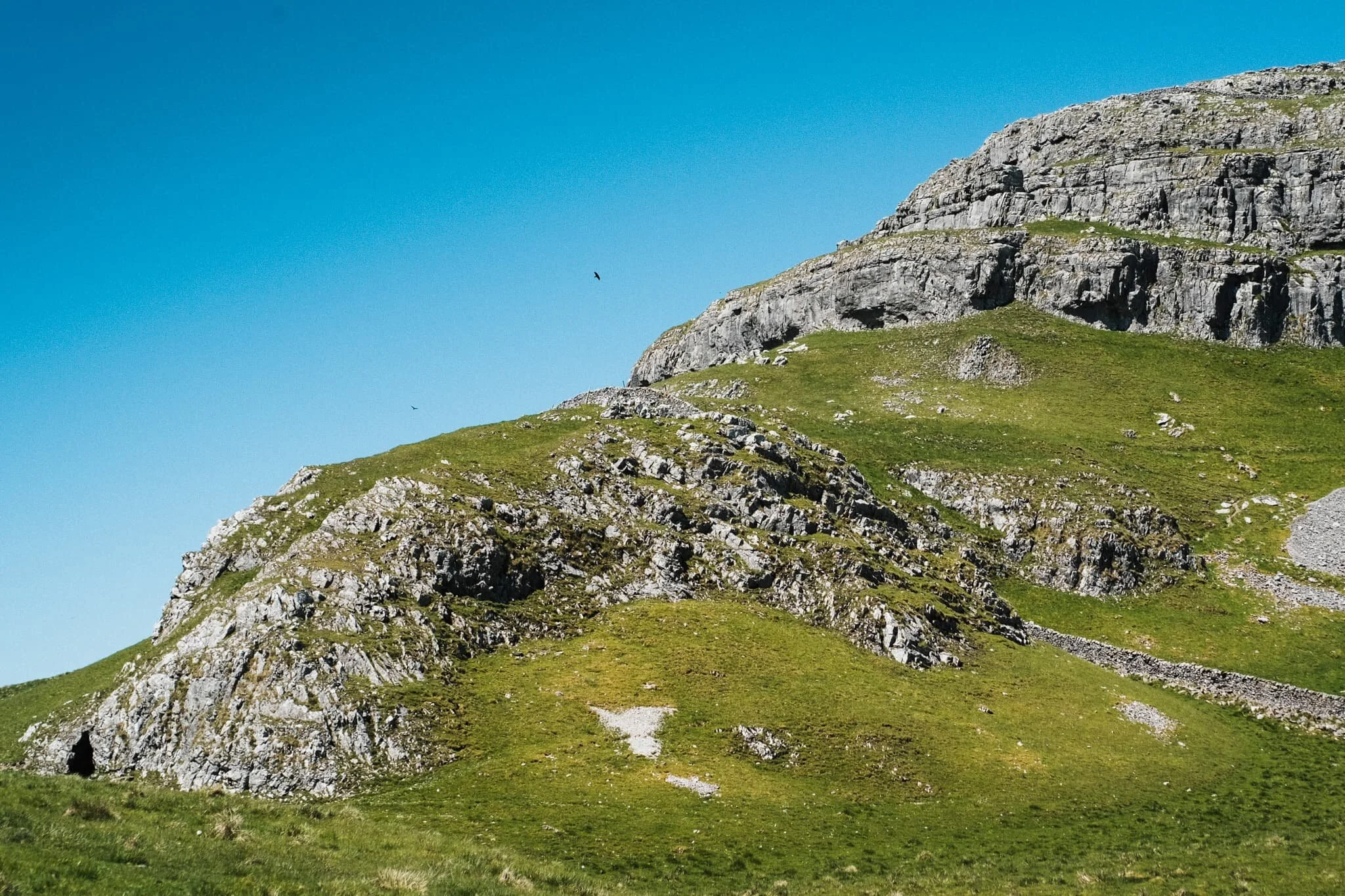 The western aspect of Warrendale Knotts as it slopes back down towards Settle.