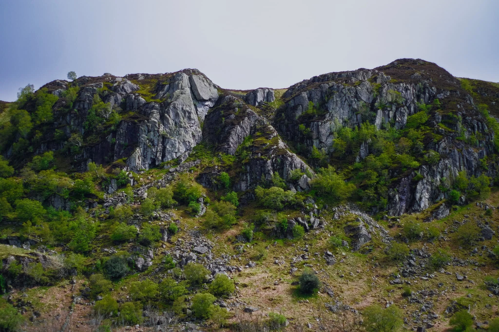 The twin crags of Gouther Crag on the left and Outlaw Crag on the right. Though perhaps the majority of people don’t know Swindale, enthusiast rock and boulder climbers know of the valley purely for these crags.