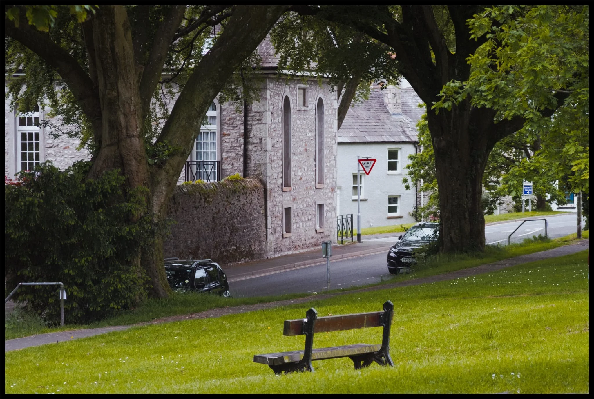  Smaller scenes that had previously eluded me, such as this simple composition at Greenside, are now possible thanks to the maximum focal length of 105 mm. 