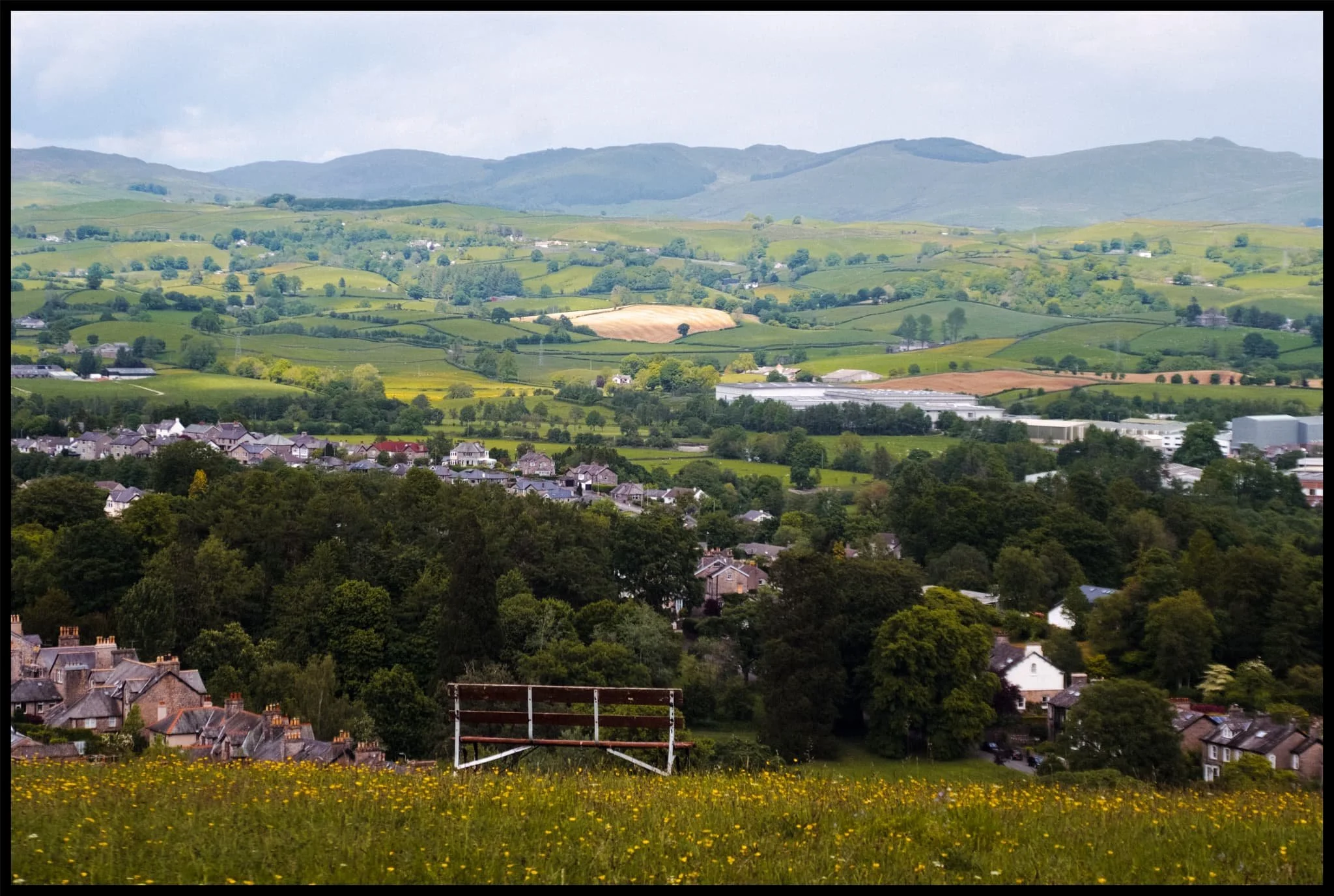  Not a bad place for a rest on a bench. 