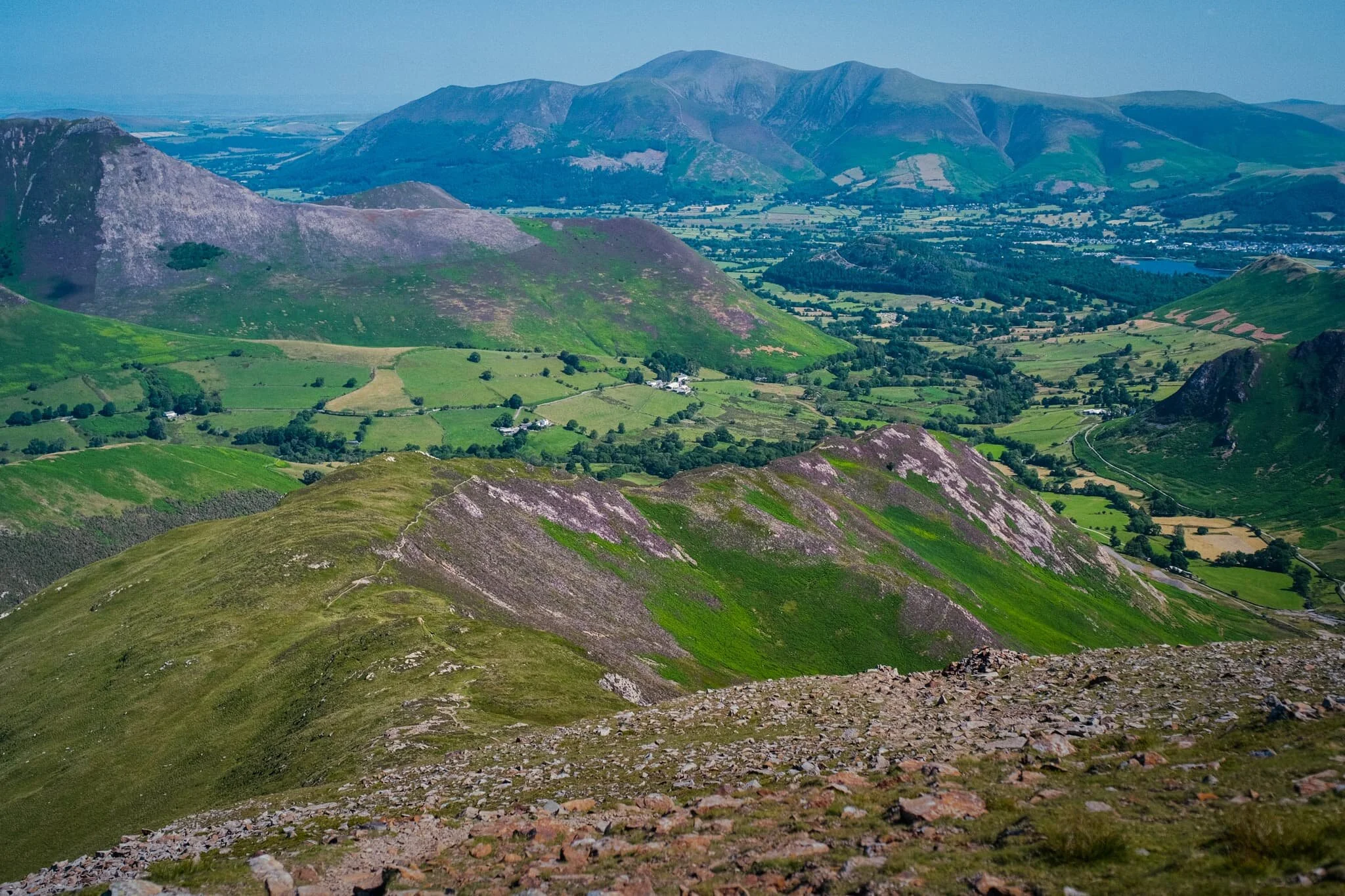  And another summit! This time, Hindscarth (727 m/2,385 ft), which offers a wonderful view down to the Newlands Valley floor and the Skiddaw range beyond. 