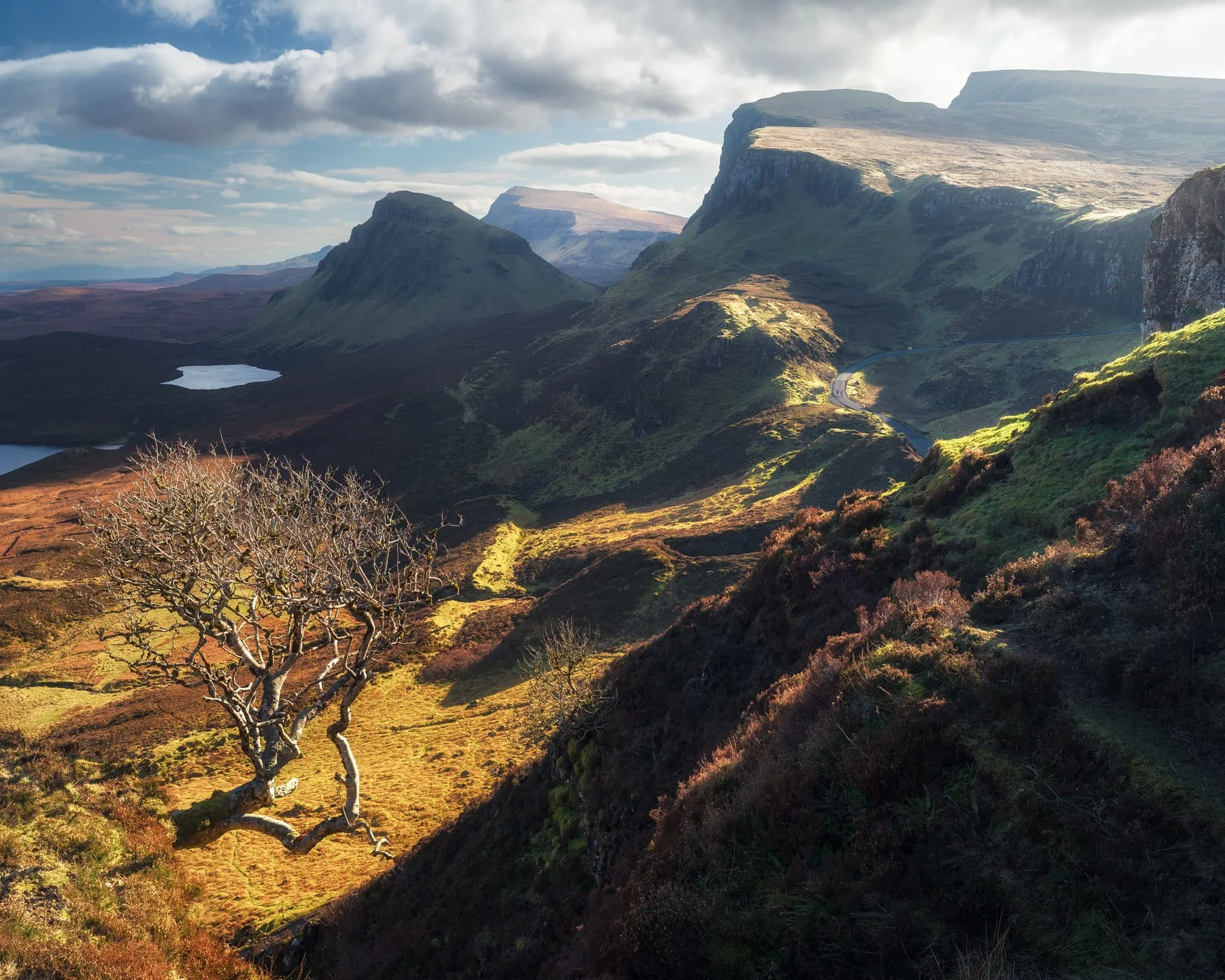  One of  the  classic views of the Quiraing. It&rsquo;s been done numerous times, of course, and often better than what I can manage. Nevertheless, I refuse to let another opportunity pass by. It&rsquo;s such a wonderful scene. 