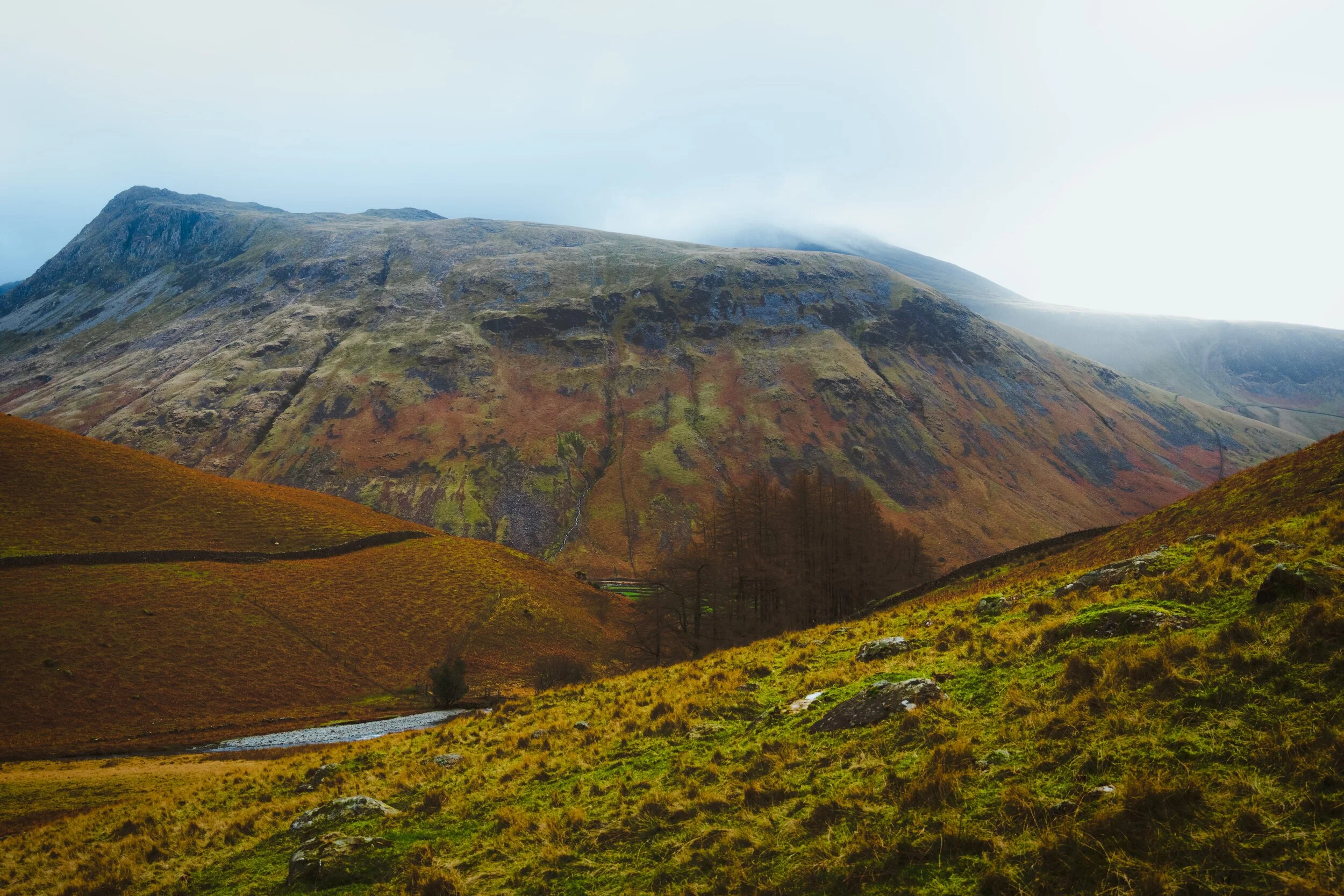 The full view of Lingmell (807 m/2,648 ft) from high up the side of Mosedale. The Scafell peaks, though much taller, sit behind Lingmell and were cloaked in cloud.