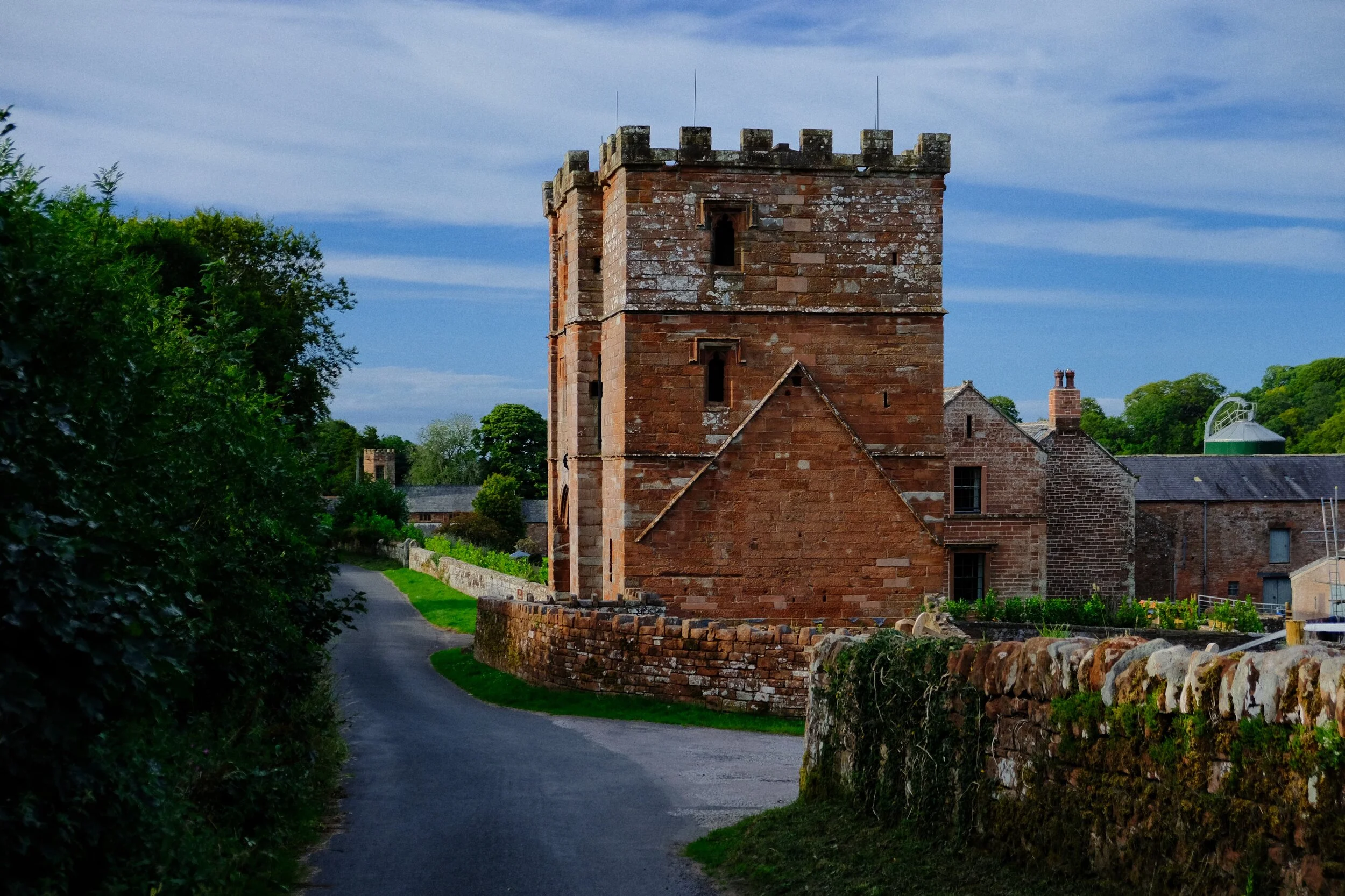 There’s been a Benedictine Priory in Wetheral since the 1100s, but nowadays only the Gatehouse remains, which was probably built in the 1400s. These days it’s looked after by English Heritage (Velvia, ISO800, f/3.6, 1/1000secs. @ 39mm)