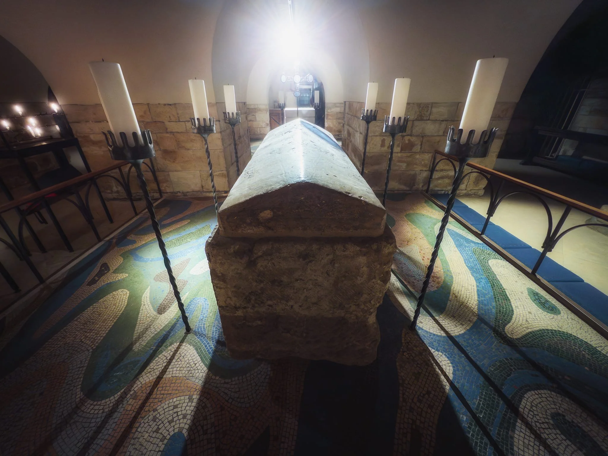  The shrine of St. William, William of York (late 11th century – 8 June 1154). Twice Archbishop of York before and after rival Henry Murdac, he was elected with King Stephen&rsquo;s help after previous candidates failed papal confirmation. Deposed by the Cistercian Pope Eugene III, he was restored in 1153 following six years&rsquo; exile and both rivals&rsquo; deaths, only to die within weeks; allegedly poisoned during Mass. Miracles reported from 1177 led to his canonisation in 1226. 